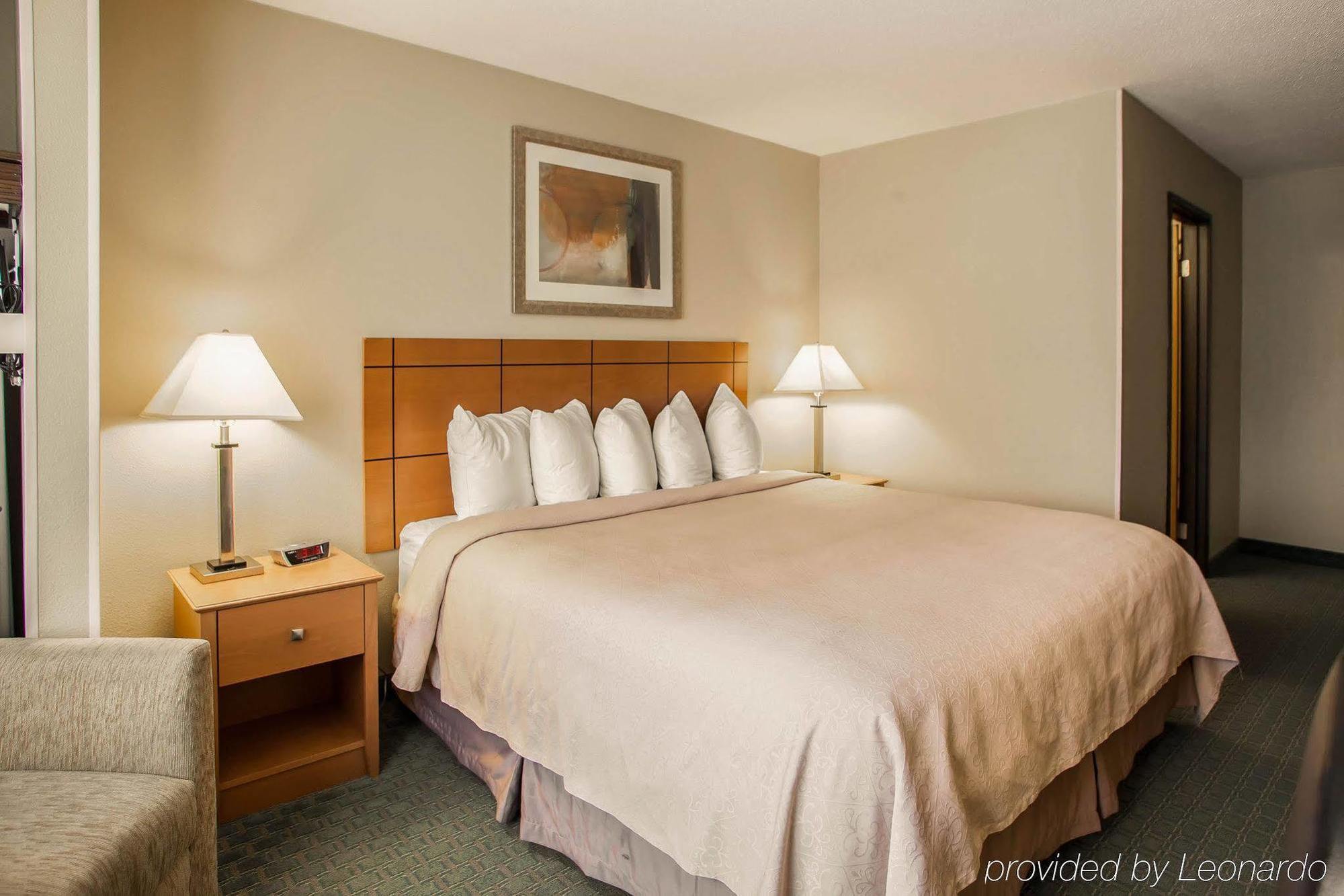 Quality Inn Near I-72 And Hwy 51 Forsyth Exterior foto