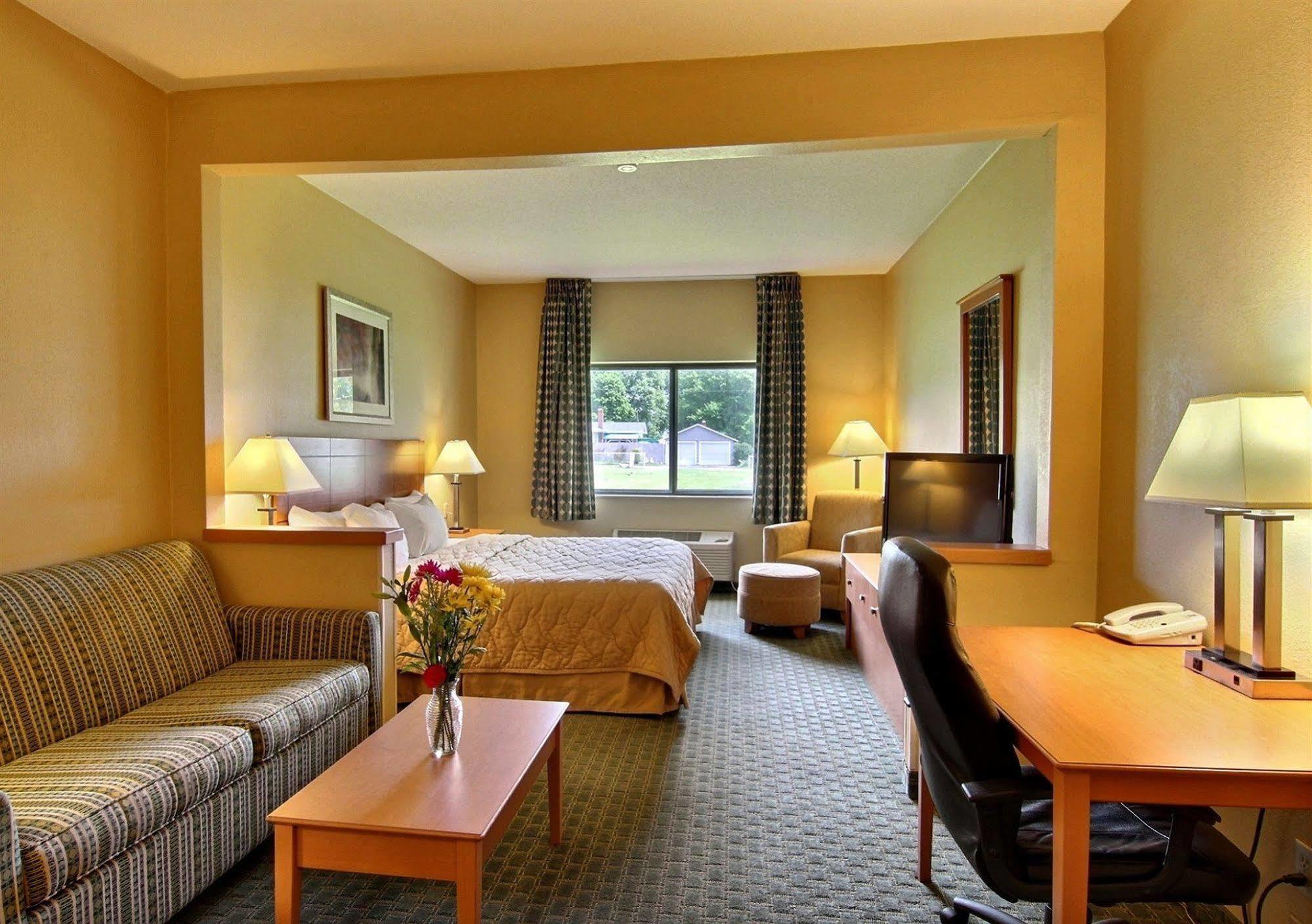 Quality Inn Near I-72 And Hwy 51 Forsyth Exterior foto