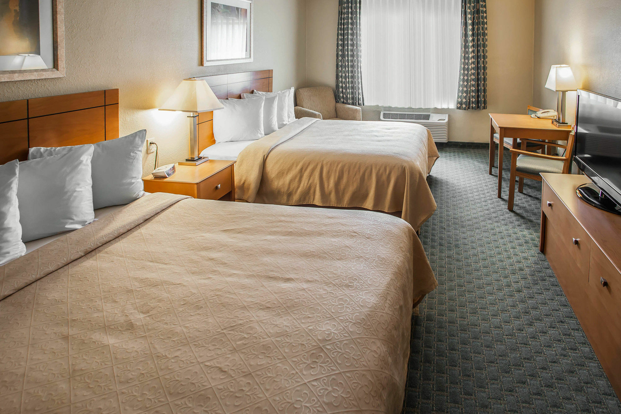 Quality Inn Near I-72 And Hwy 51 Forsyth Exterior foto